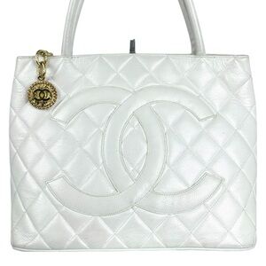 CHANEL White Quilted Tote Bag
